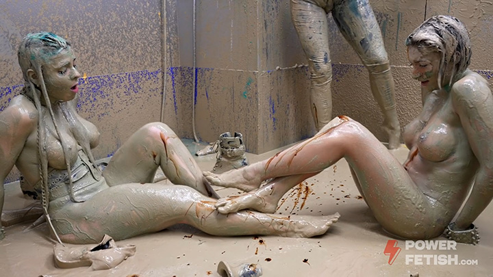 重口猎奇,俄罗斯重口系列厨房里的恋物癖。呕吐物淫水尿液。