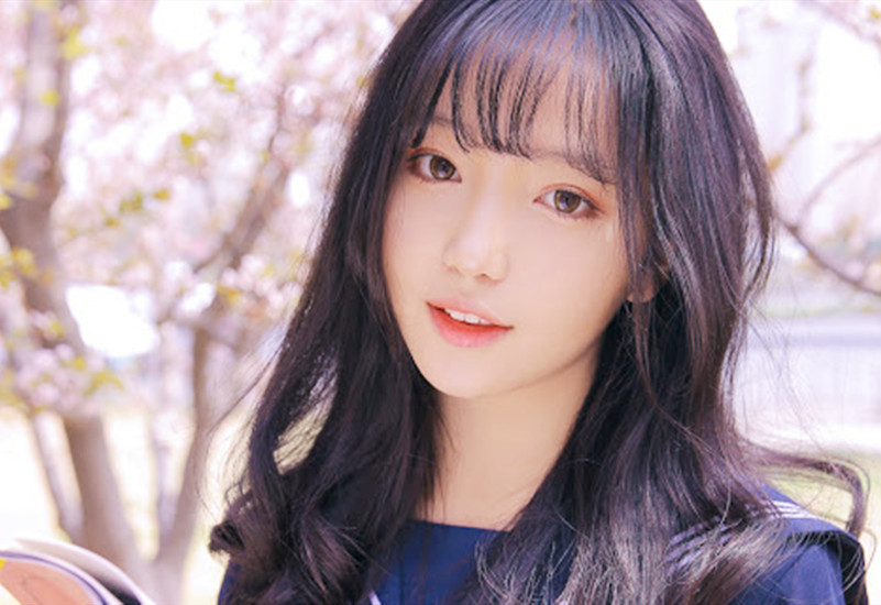 清纯学妹JK制服白色过膝袜 窗台边上口交后入唯美性爱 这样的妹子做女朋友好不好?~3 (1)